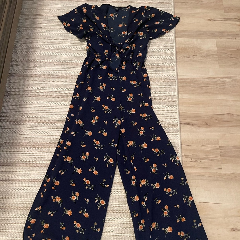 Jumpsuit - Picture 2 of 4